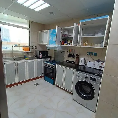 Luxury Two Bedroom شقة فخمة وكبيرة غرفتين Ajman Exterior photo